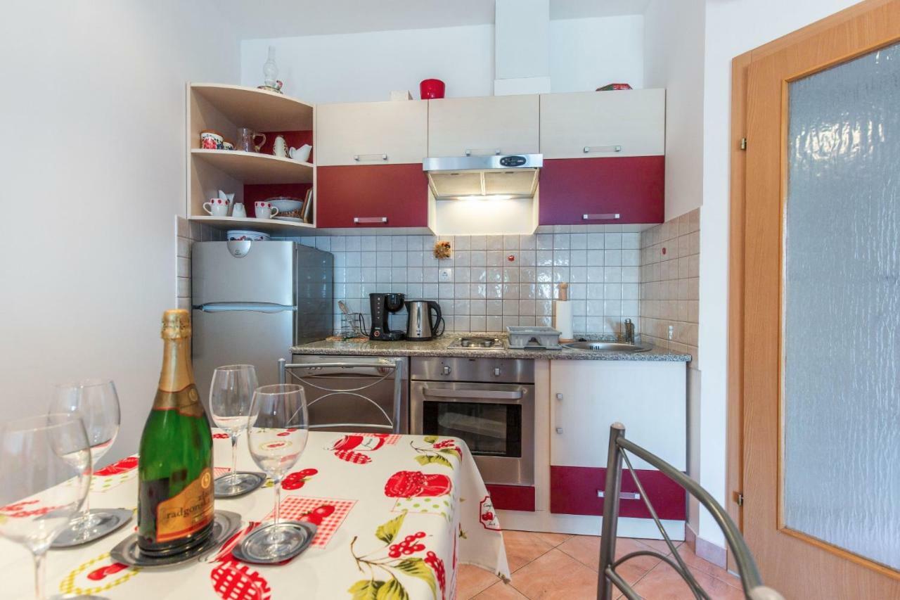Apartment Jasna With Breathtaking Sea View, Terrace And Free Parking Hreljin Exterior photo